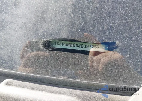 2018 Jeep Grand Cherokee Limited 4X4 z USA, uszkodzony, nr VIN 1C4RJFBG0JC397257